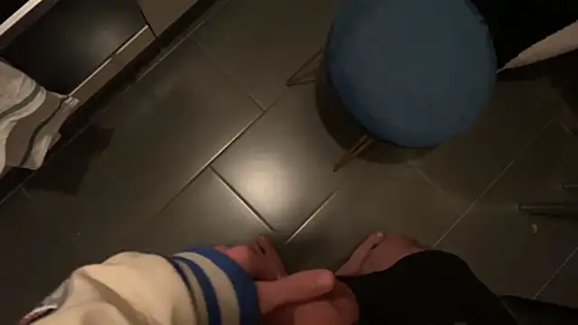 MolleDolle online show from March 14, 1:45 am