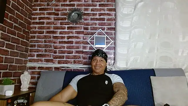 jordan bigcock  online show from March 17, 11:02 am