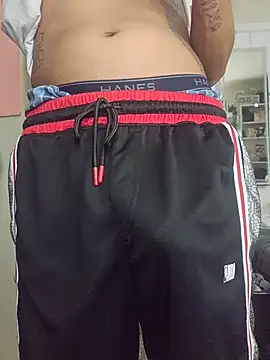 Juicydick420-xxx online show from July 24, 6:42 am