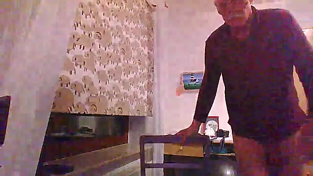 super-snoopy online show from November 24, 3:46 pm