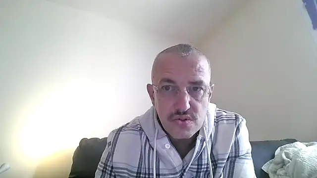 Nyctalopie8579 online show from May 12, 10:13 am