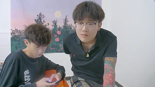 KK-cuteboy online show from June 3, 2:08 pm