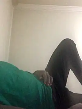 Snapshot of Sahrawi-fhal chatting on October 27, 12:35 am Sahrawi-fhal online show from October 27, 12:35 am