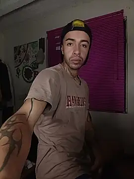 saenzjhonny online show from October 13, 8:31 am