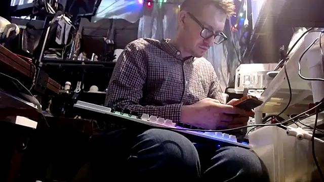 Cgggggffgggfgg online show from March 12, 1:08 pm