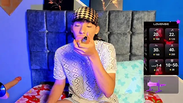 kalet-skinny online show from October 25, 12:40 pm