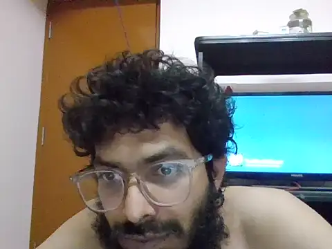 Memonsait1 online show from April 4, 8:39 pm