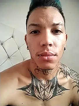 Overinktt online show from October 27, 4:42 pm