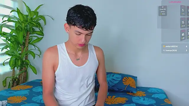 Axel Cody  online show from July 5, 2:35 pm