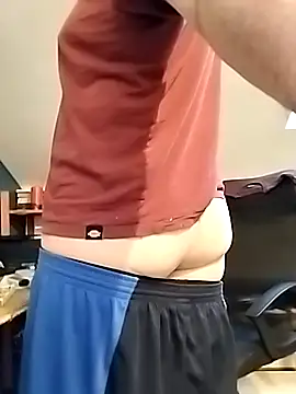 nicolaspgarnier online show from February 16, 4:49 pm