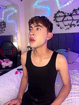 JustinCastiblanco online show from January 7, 11:15 am