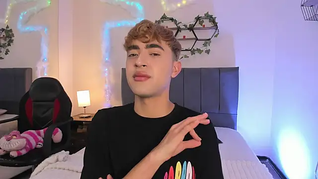 JustinCastiblanco online show from November 29, 11:34 am