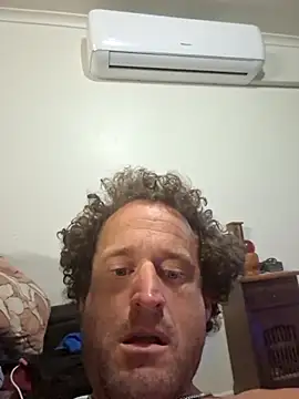 Snapshot of shainnfk chatting on October 15, 4:14 pm shainnfk online show from October 15, 4:14 pm