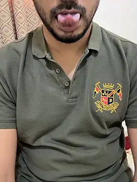 Handsome8677 online show from July 12, 2:52 pm
