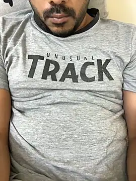 Handsome8677 online show from December 2, 7:39 pm