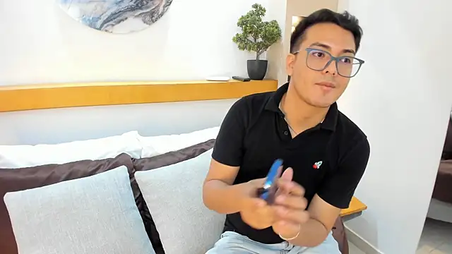 JohnBelRose online show from November 22, 8:19 pm