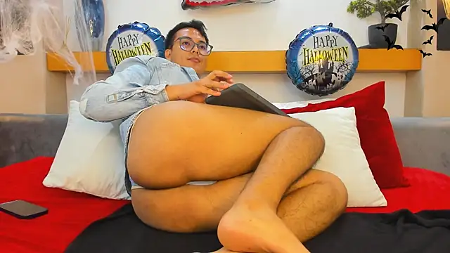 JohnBelRose online show from October 22, 8:45 pm