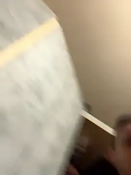 Drgghjkkk online show from January 6, 6:34 pm