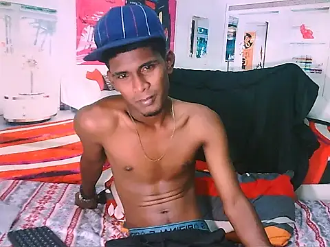 IndianThuggin online show from December 4, 6:15 pm