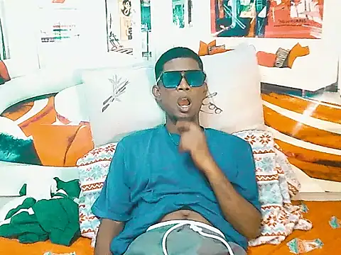 IndianThuggin online show from July 28, 7:39 pm