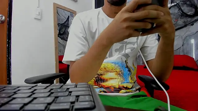 Alan-Smith1 online show from October 23, 8:01 pm