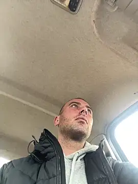 Rotteei1 online show from March 11, 12:23 pm