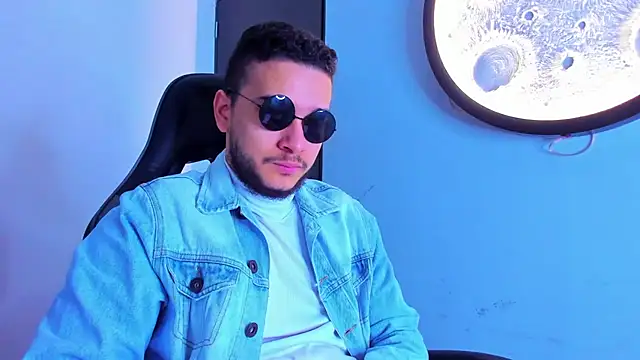 mike 257 online show from June 2, 12:17 pm