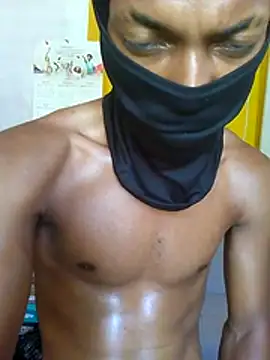 876tom online show from July 17, 7:31 pm