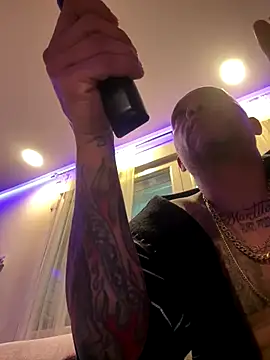 gitanoMad online show from December 17, 12:07 am