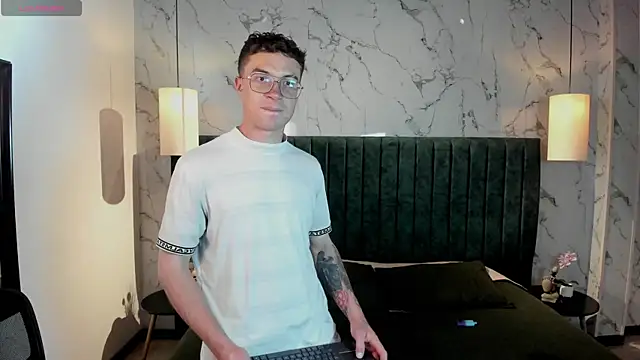 Lil James online show from April 11, 8:01 pm