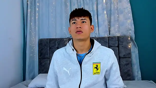 Nicolas Torres  online show from December 14, 3:57 am