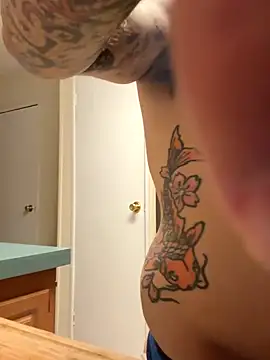 D13ON3L online show from November 10, 11:20 pm