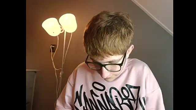 Erick Taylor3 online show from January 10, 9:06 pm