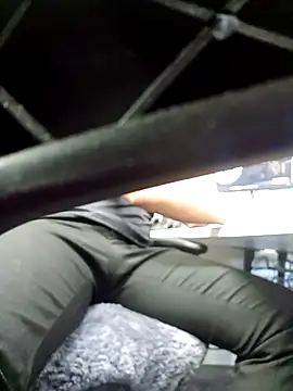 ozone1992 online show from April 12, 8:38 am