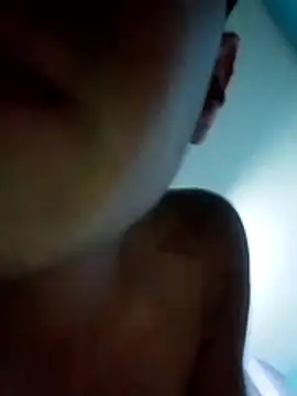 Ojitosbrrr online show from December 5, 2:07 am