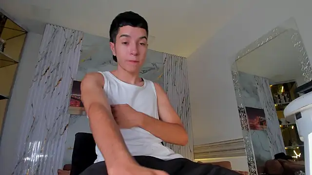 Dallen Grant online show from July 18, 1:27 pm