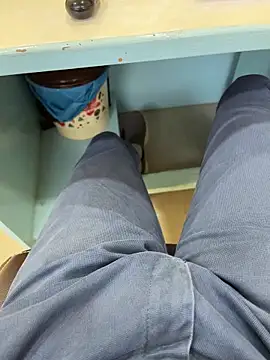 bitujd98 online show from November 6, 4:59 am