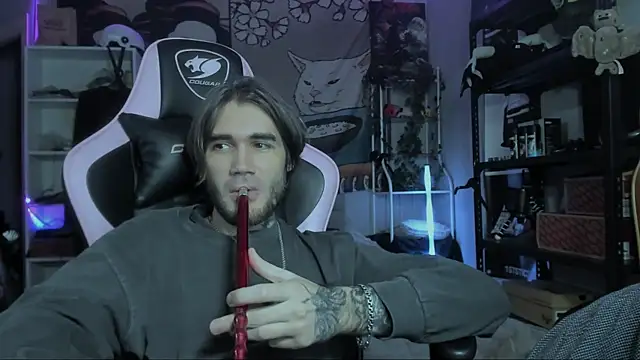 Go V Cs online show from November 24, 2:23 am