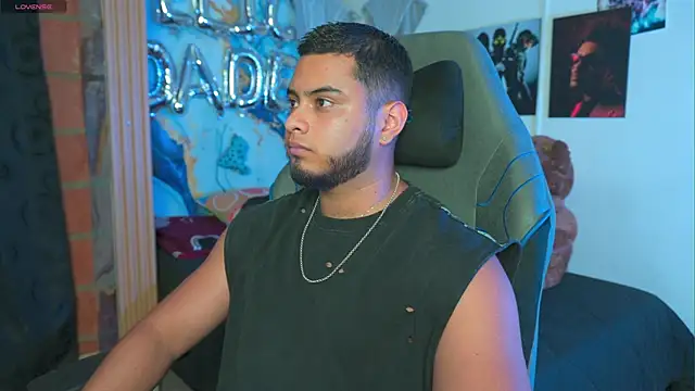 Tiler wolker online show from March 3, 1:57 am