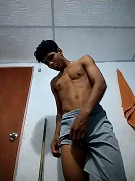 Alex Sweeting online show from February 13, 1:23 am