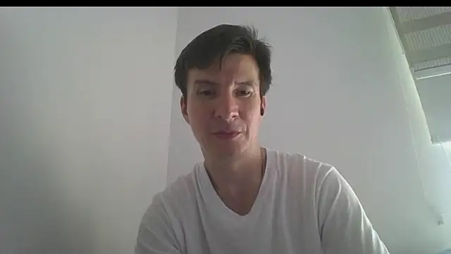 carliesexyman online show from November 12, 5:51 pm