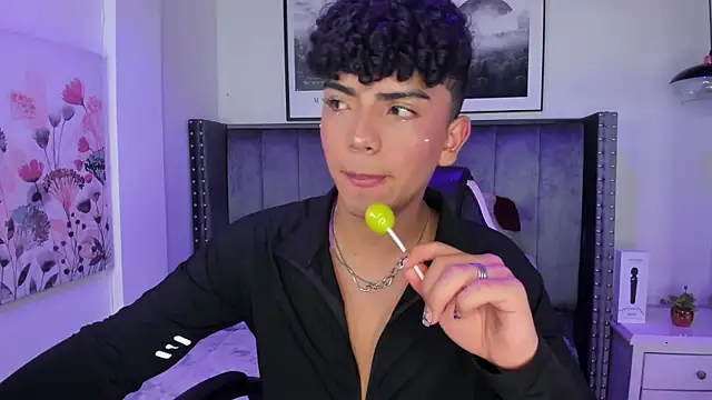 Niick Twiink online show from November 19, 7:58 pm