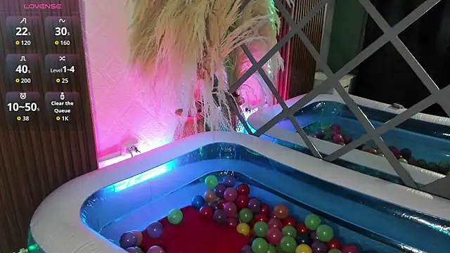 Max Steell online show from November 15, 5:31 am