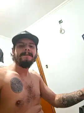 LizAnd182 online show from October 28, 1:08 am