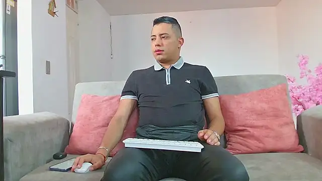 Mike Fetiche online show from February 20, 12:18 pm