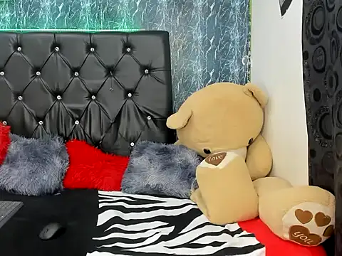 matewhottx18 online show from October 29, 10:34 pm