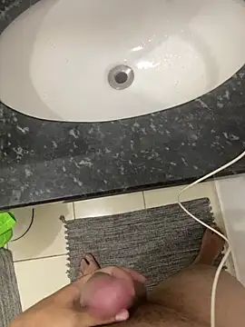 Tesudo18cmRP online show from February 6, 9:55 pm