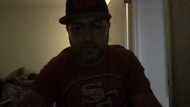 ezrah23 online show from December 1, 7:55 am