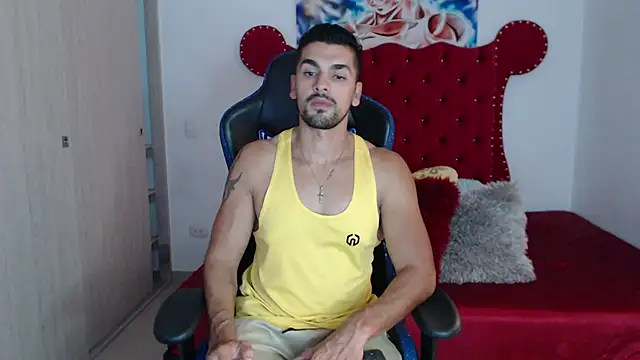 axelwinters   online show from February 3, 10:37 pm