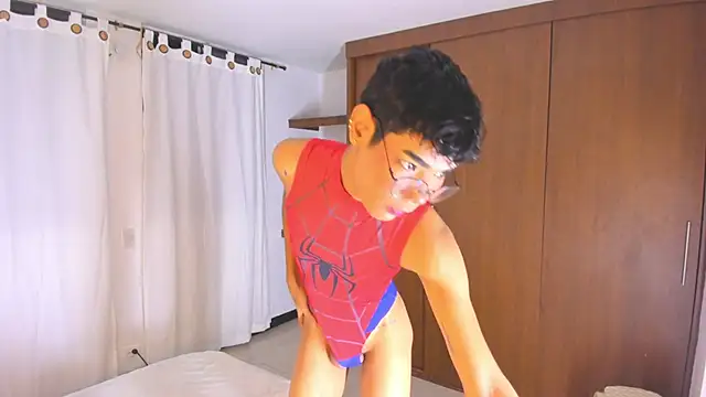 im zayn  online show from November 22, 8:14 am